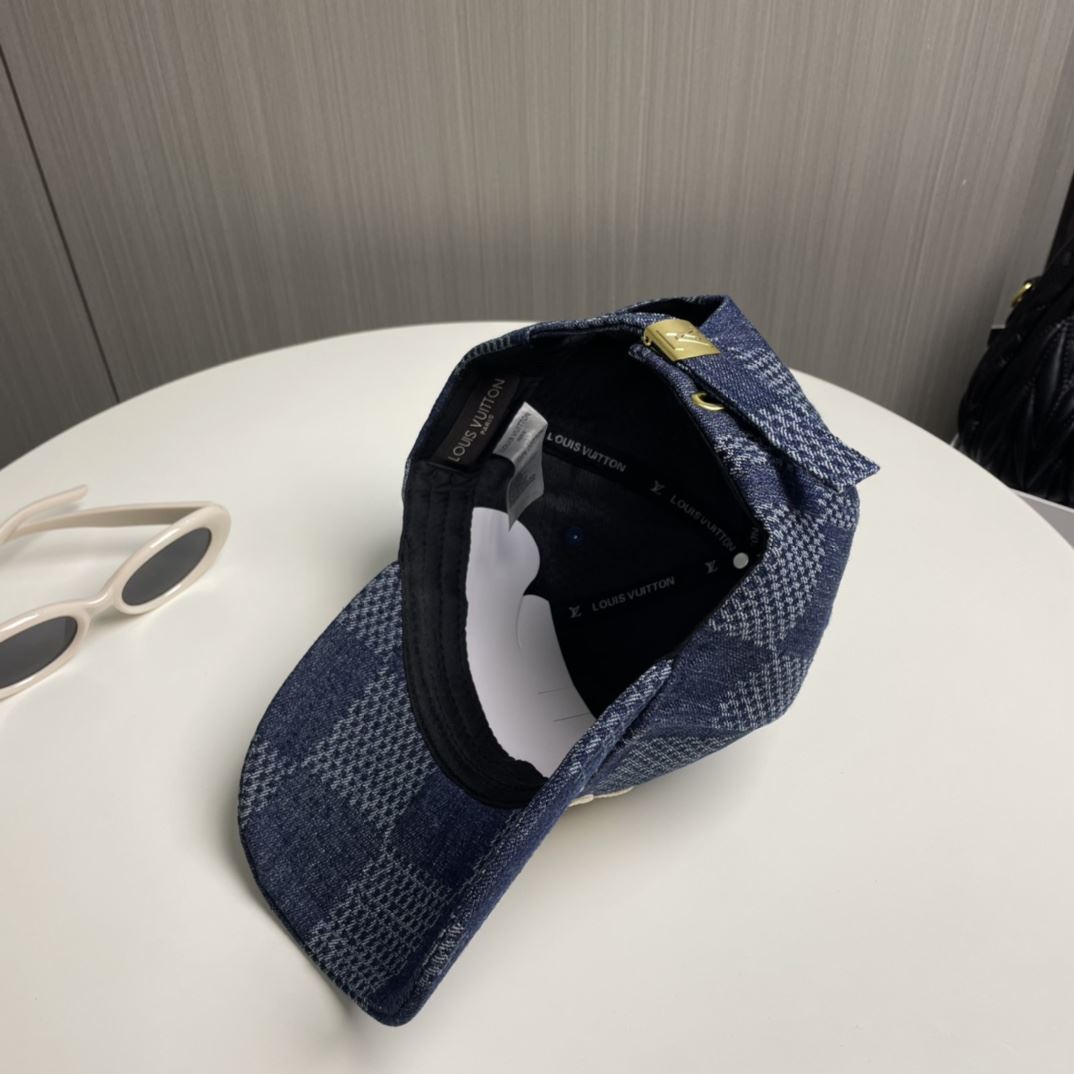 Louis Vuitton Caps